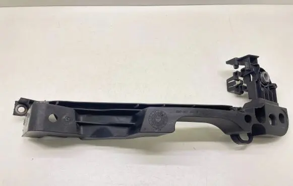 Volkswagen Golf VI Headlight/headlamp mounting bracket 5K0807572 5K0807890