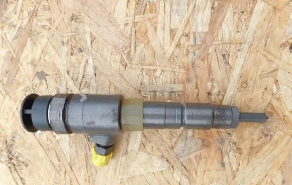Ford Focus Fuel injector 0445110340 870692