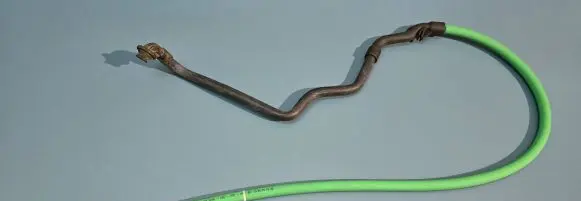 Audi Q7 4L Water drain line hose 4L0877201A 13031510A2