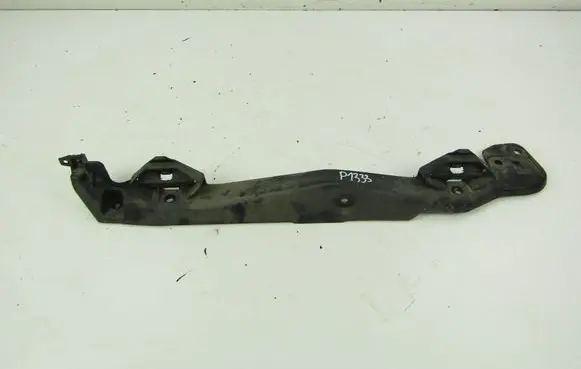 Renault Laguna III Fender mounting bracket 63220002R
