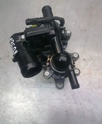 KIA Ceed Thermostat housing 2564003800
