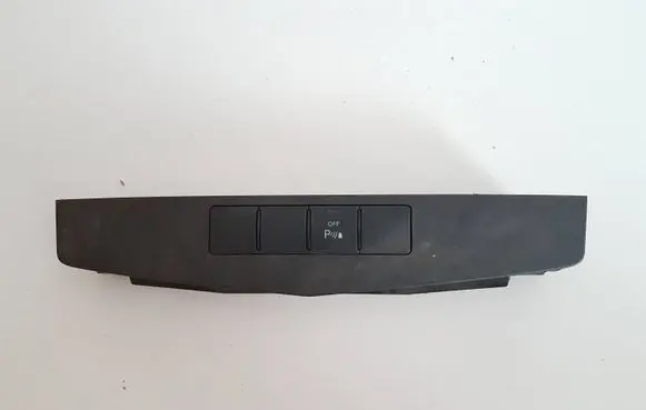 Mercedes-Benz C W204 Parking (PDC) sensor switch A2049050500 33700802
