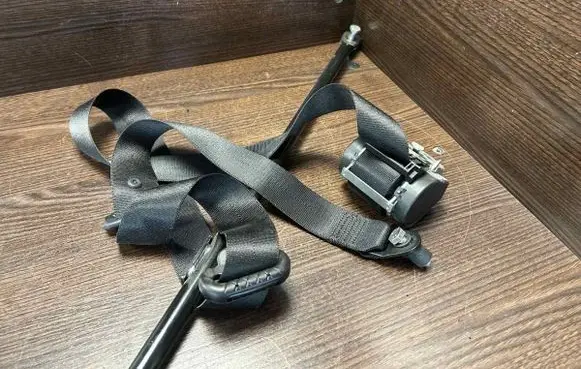 Fiat Ducato Rear seatbelt 7354297720