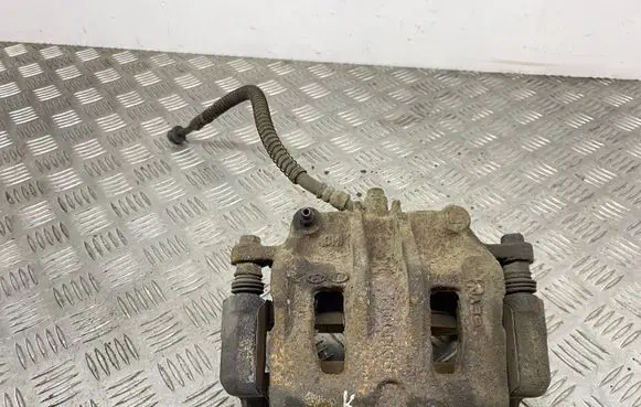 Hyundai Santa Fe Front brake caliper