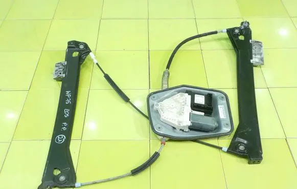 Volkswagen Eos Front door window regulator with motor 1Q2837402AB