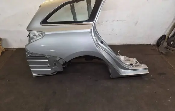 Toyota Auris E180 Rear quarter panel 