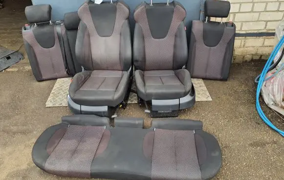 Seat Leon (1P) Seat set 