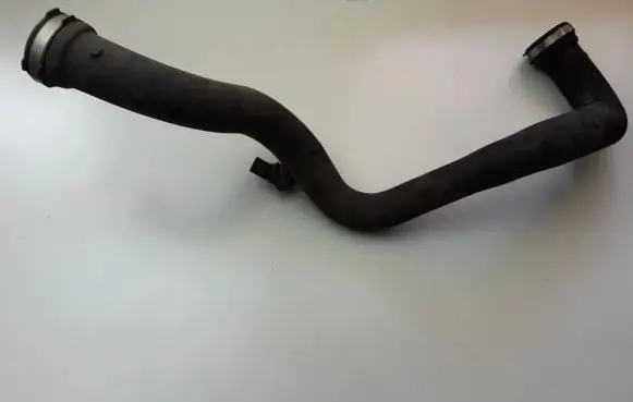 Audi A4 S4 B8 8K Intercooler hose/pipe 8K0145673
