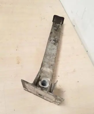 Peugeot 3008 I Front bumper shock/impact absorber 