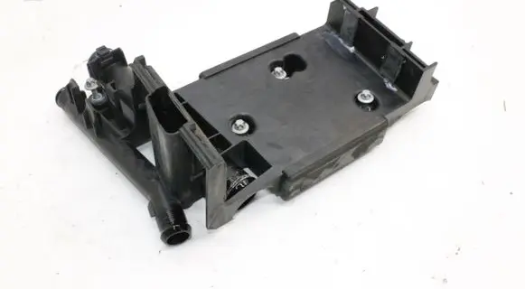 Mercedes-Benz GLA W156 Other engine bay part A1330900241