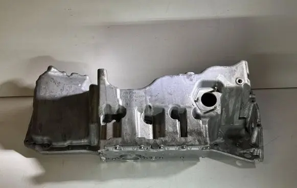 BMW X5 E70 Oil sump 736813 5028700