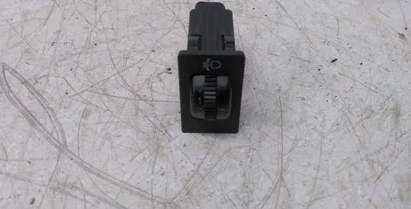 Toyota Avensis T250 Headlight level height control switch 8415205051