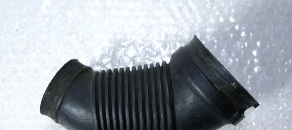 Audi A6 S6 C6 4F Air intake hose/pipe 4F0129615D