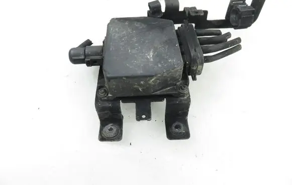 Volkswagen Touran I Electromagnetic valve 6Q0906625