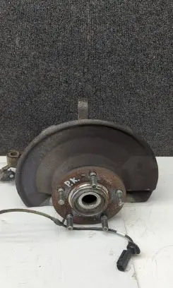 Mitsubishi Outlander Front wheel hub