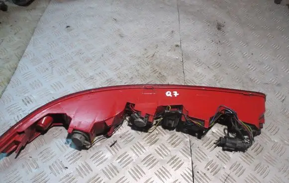 Audi Q7 4L Rear bumper light 273402