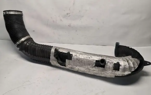 Volvo V50 Intercooler hose/pipe 7689557700 7M519A673GH
