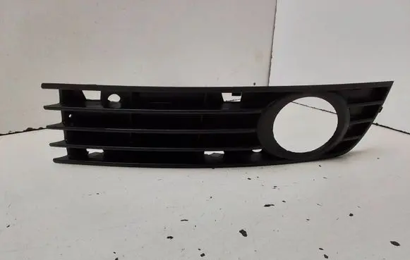 Audi A4 S4 B6 8E 8H Front bumper lower grill 8E0807681A 0010111840510