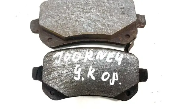 Dodge Journey Brake pads (rear) R24822 90R011192617 81A17156330