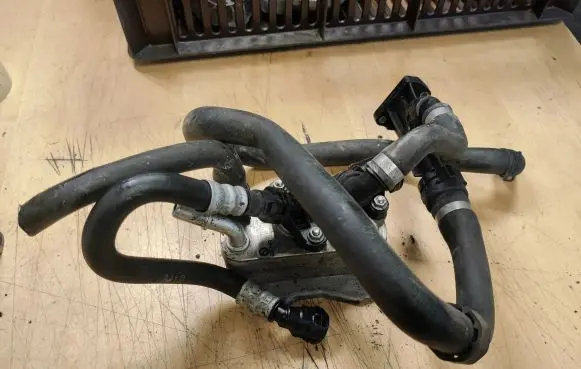 BMW X6 E71 Gearbox / Transmission oil cooler 1721780040807 17217800408 7800408