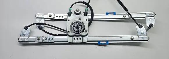 Renault Laguna II Front door electric window regulator 8200000938