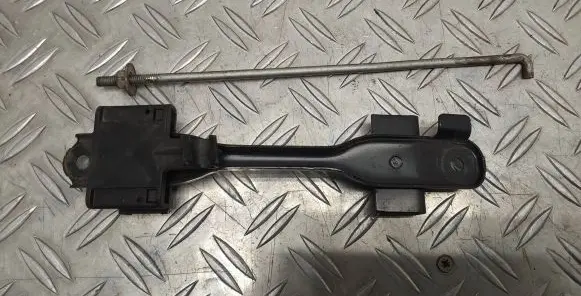 Toyota Yaris Battery bracket 