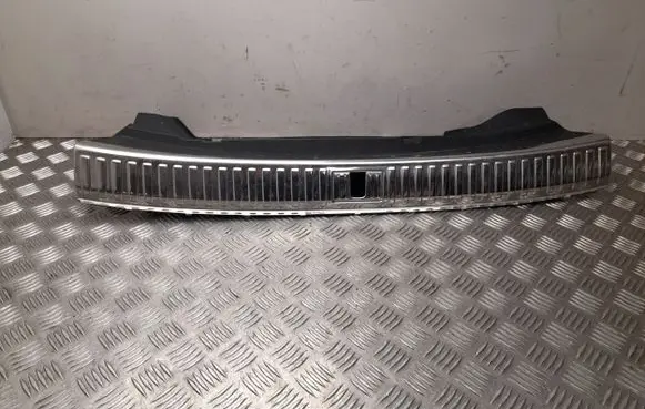 Audi Q8 e-tron Trunk/boot sill cover protection 4KE863471