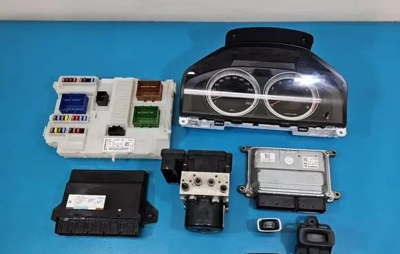 Volvo S60 Engine control unit/module ECU 31312651 IMPRK1585148