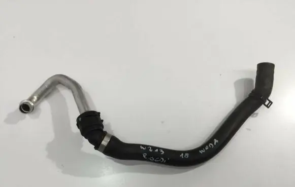Mercedes-Benz E W213 Engine coolant pipe/hose