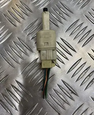 Toyota Yaris Brake pedal sensor switch 2701