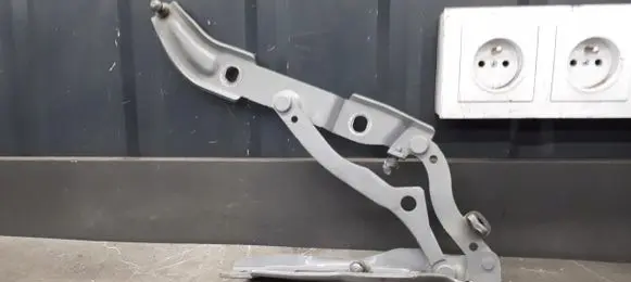 BMW 3 E90 E91 Tailgate hinge 7060628