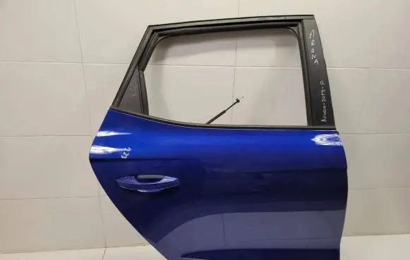 Seat Arona Rear door
