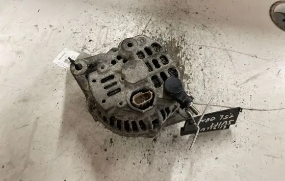 Suzuki Swift I Generator/alternator 3140084E10 A5TB1292AE 8620