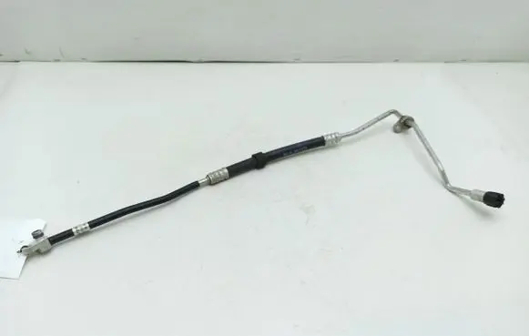 Audi A4 S4 B9 8W Air conditioning (A/C) pipe/hose 8W2820720D
