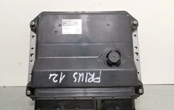 Toyota Prius (XW30) Engine control unit/module 8966147200