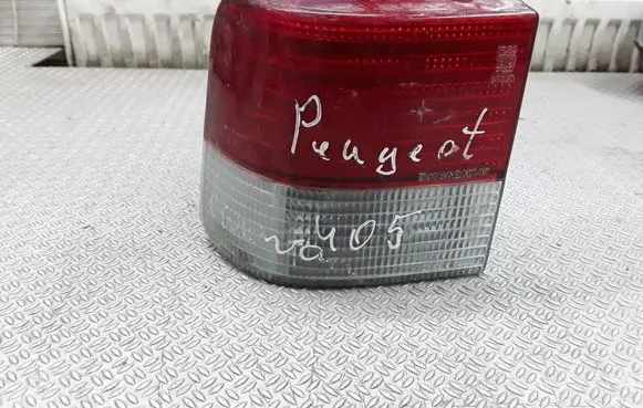 Peugeot 405 Rear/tail lights 2149