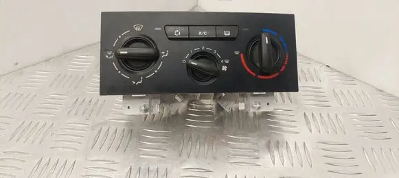 Citroen Berlingo Climate control unit 9676532480
