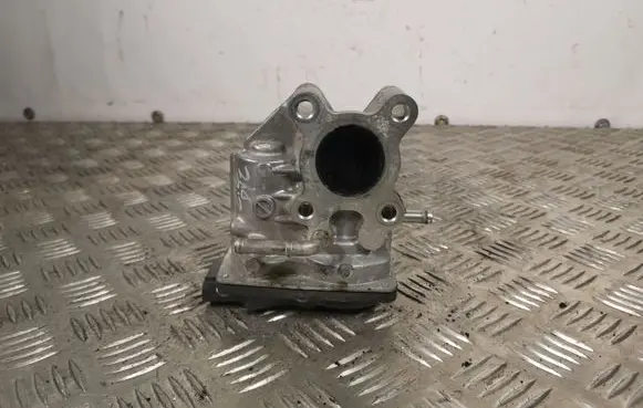 Mazda CX-5 EGR valve SH0120300