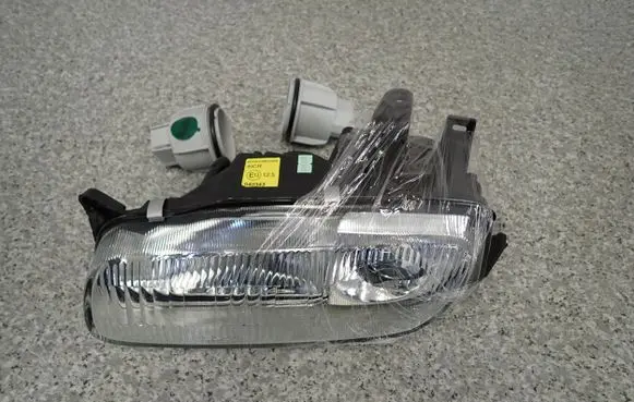 Mazda 323 Headlight/headlamp