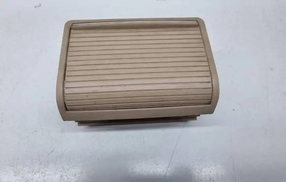 BMW 3 E46 Ashtray (front) 8225988