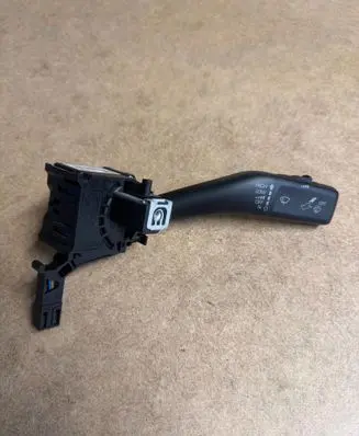 Skoda Superb B6 (3T) Wiper control stalk 1K0953519K 01203515 20351592241524