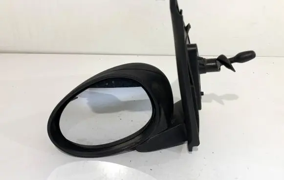 Toyota Aygo AB10 Front door electric wing mirror
