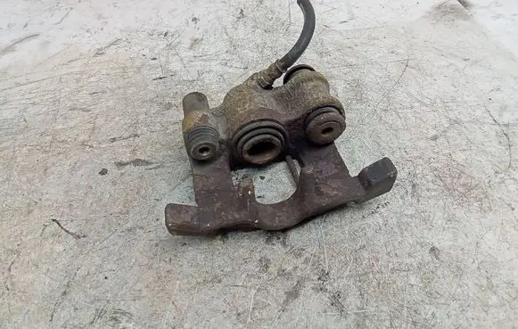Peugeot 607 Rear brake caliper