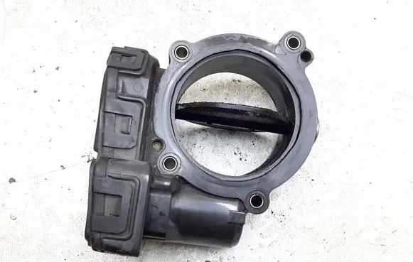 Mercedes-Benz E C207 W207 Throttle valve a6510900470
