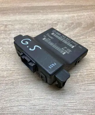 Volkswagen Golf V Gateway control module 1K0907530C