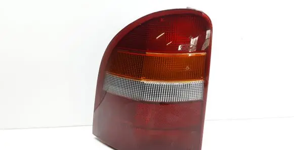 Ford Mondeo MK II Rear/tail lights 93BG13N004