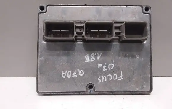 Ford Focus Engine control unit/module 5M5112A650AE