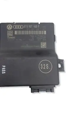 Audi A4 S4 B8 8K Gateway control module 8T0907468F