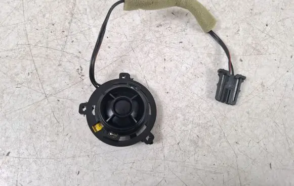 Volkswagen Jetta VI Front door high frequency speaker 5C6035411C
