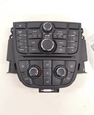 Head unit multimedia control